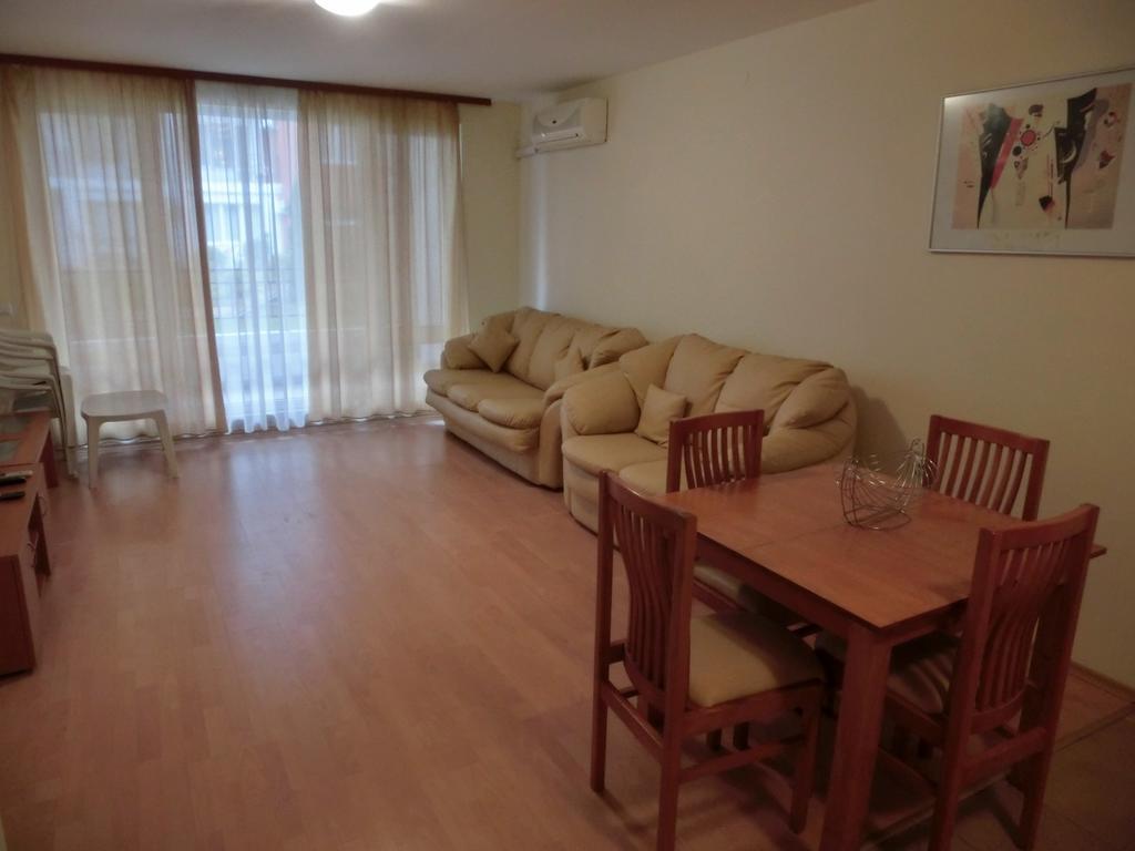 Apartment Panorama On Complex With Pools And Beach, Sveti Vlas Dış mekan fotoğraf