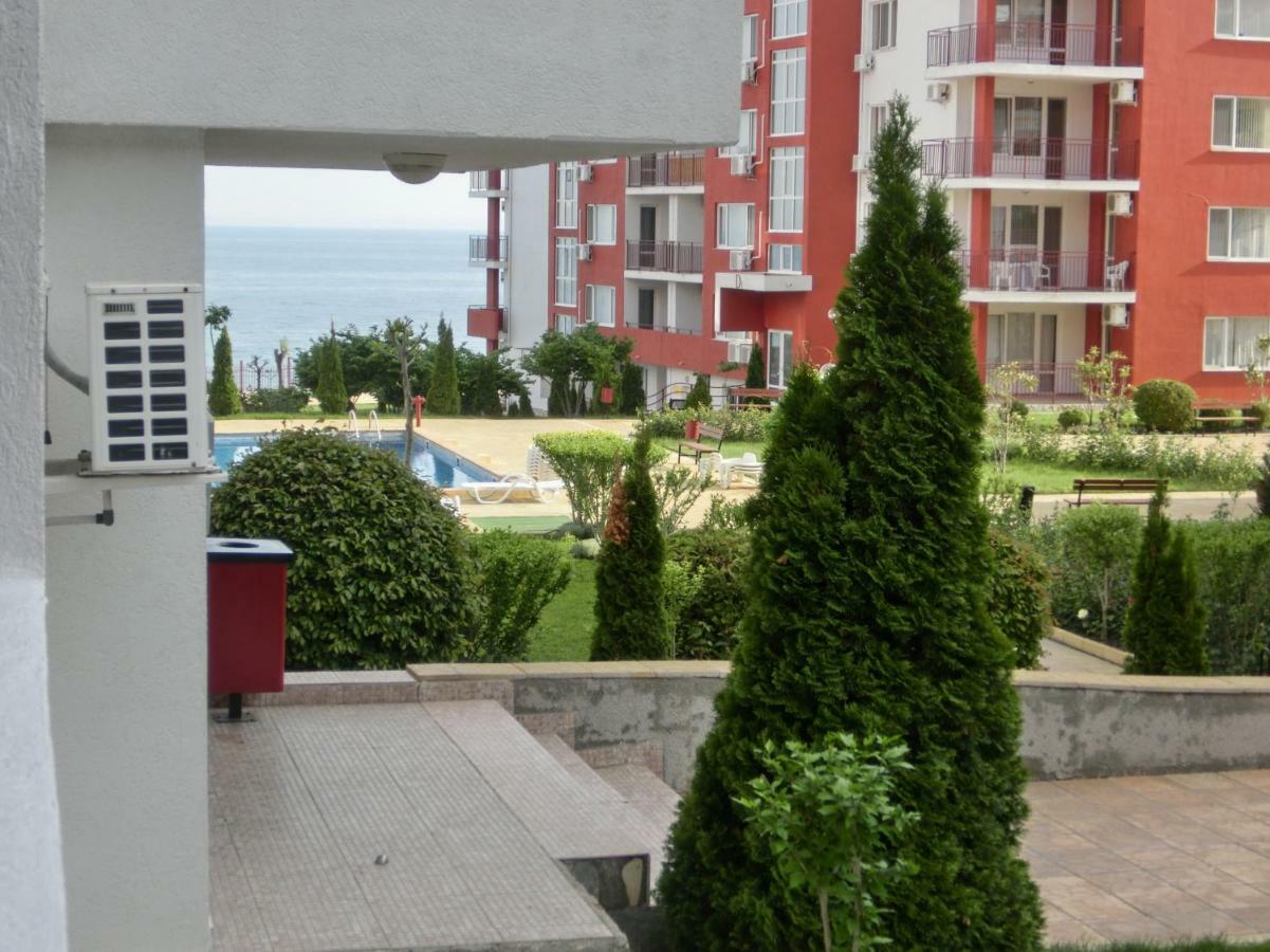 Apartment Panorama On Complex With Pools And Beach, Sveti Vlas Dış mekan fotoğraf